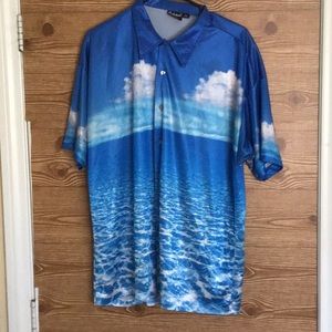 Hutspak ocean and sky shirt